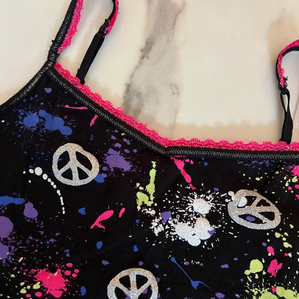 Peace Sign Tank Top - Picture 2 of 5